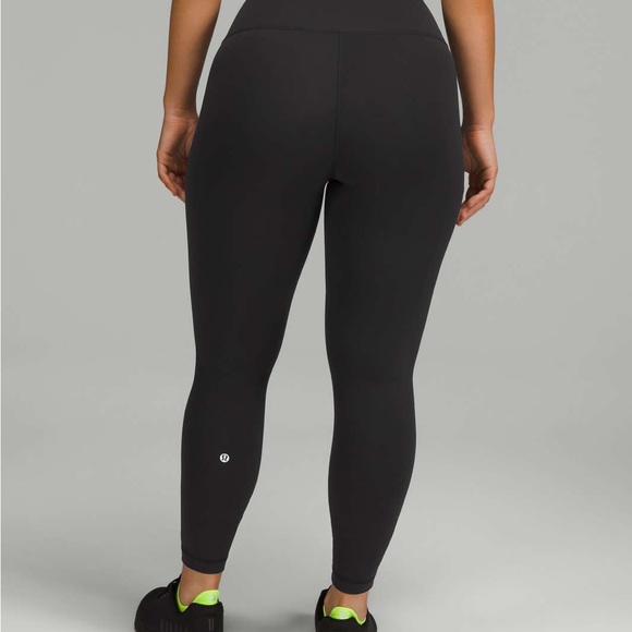 LULULEMON WUNDER TRAIN CONTOUR FIT SIZE 4 HIGH RISE 25” IN BLACK BARELY WORN - Picture 2 of 13